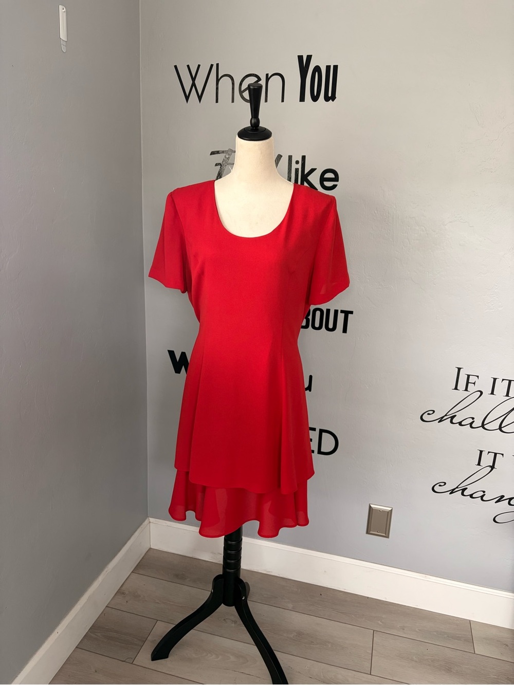 Vintage Women's Red Layered Short-Sleeve A-Line Dress